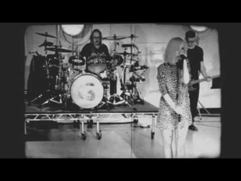 Garbage - Even Though Our Love is Doomed (Live at East West Studios)