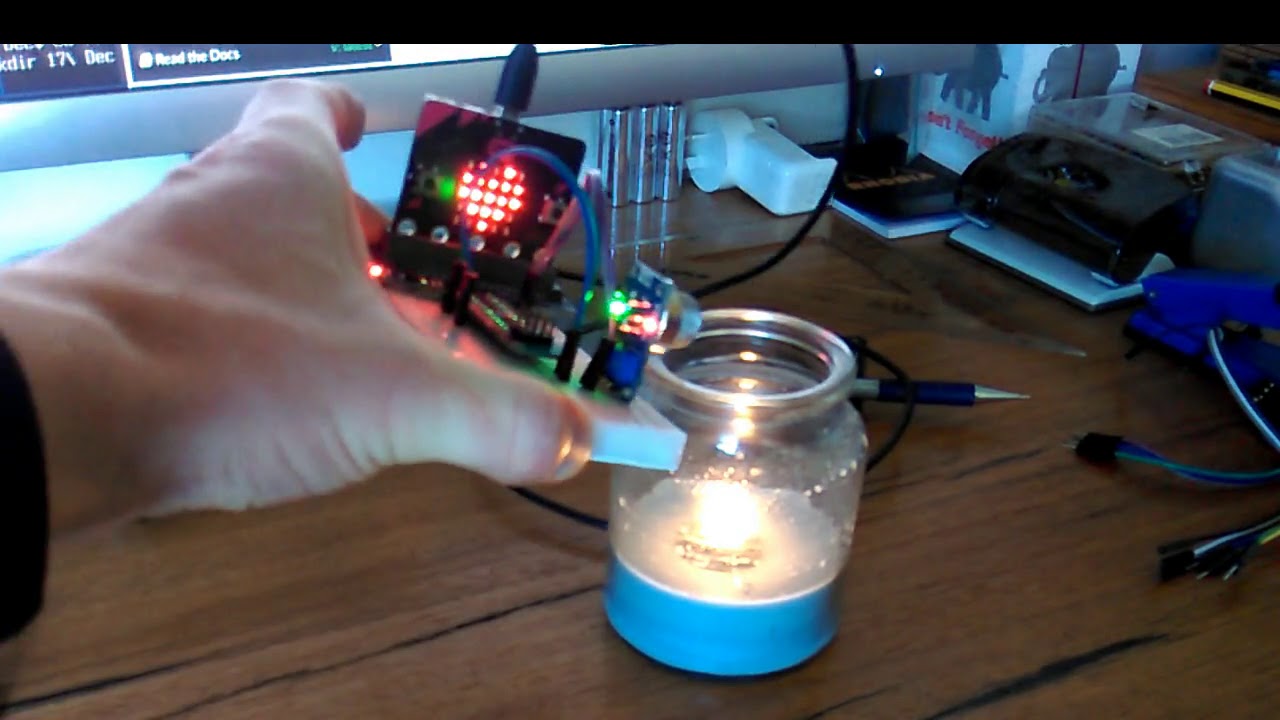 Sensing gas with a micro:bit - YouTube