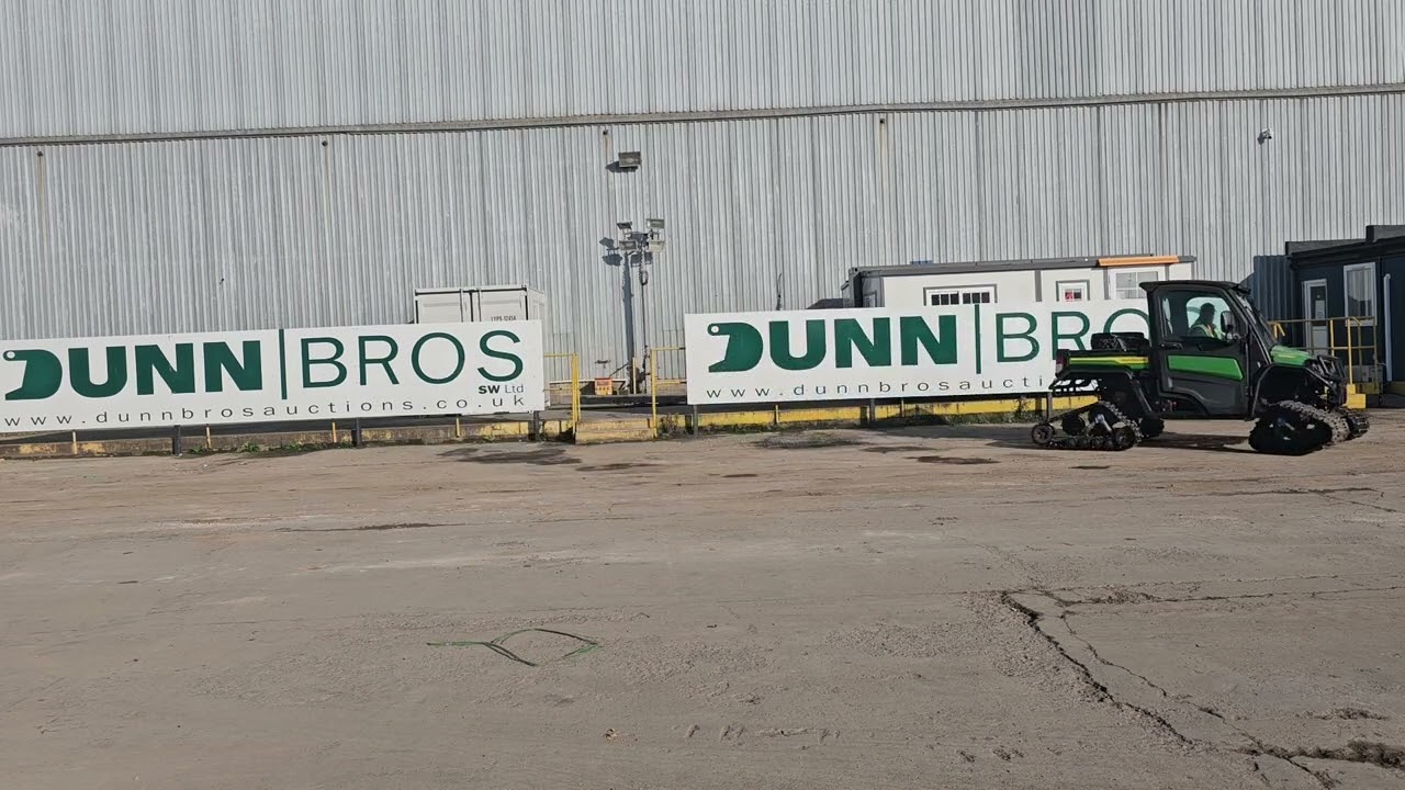 2021 John Deere Gator XUV865M - HY71 WYW - 1M0865MFCMM040765