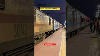 13125 Kolkata - Sairang Express Arriving New Farakka Jn Behind Sdah Wap7