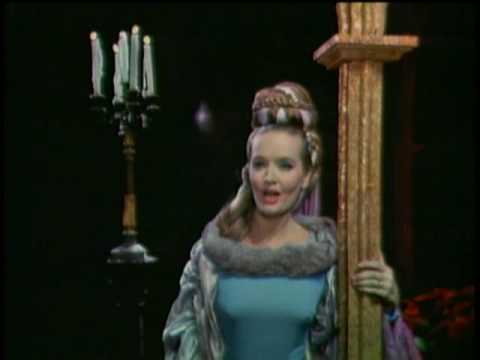 Florence Henderson sings The First Noel (vaimusic....
