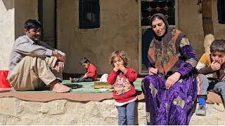 Powerful Predator with Her Adorable Cubs | Dahzir Talwa 🦁