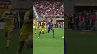 Ometh The Hour, Ometh The Man Leão