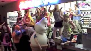 DQ Something Different Harlem Shake