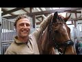 Mit 23 schon unter den Besten! 🤩 So lebt & trainiert Eventing-Star Calvin Böckmann in Warendorf! 🐴