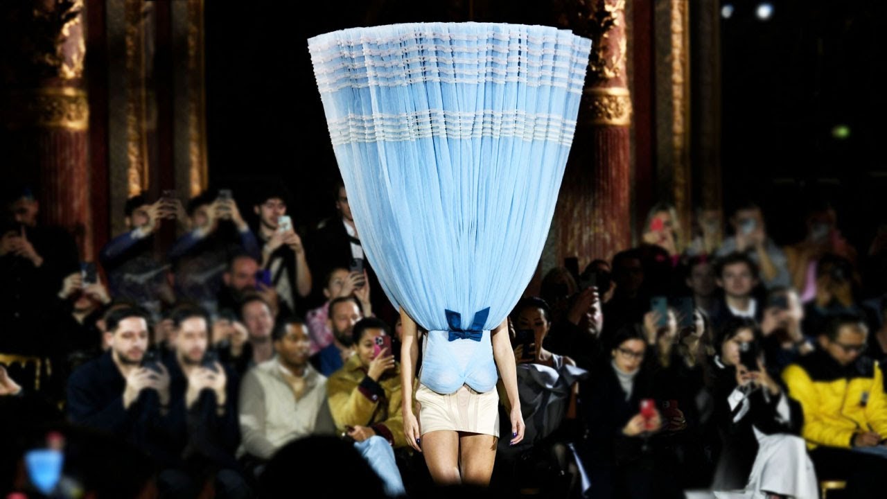 Viktor & Rolf Haute Couture Spring/Summer 2023