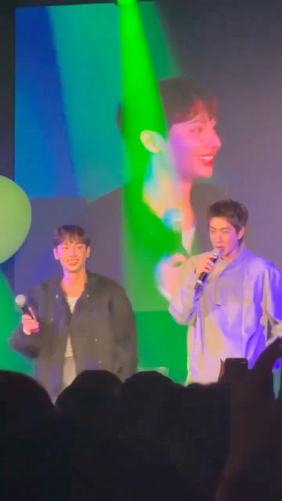 the iconic ‘Maha Mehe’ (too cute to handle) performed in Rome 😭 #gunatthaphan #offjumpol #offgun