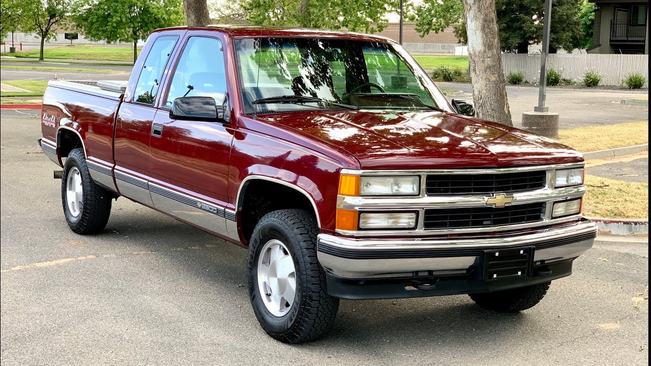 1994 Chevy Silverado k2500 5.7L short bed , cold start/ walk around.