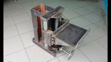 Homemade milling machine from scrap part 1