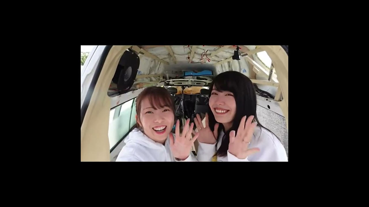 Cute Japaneze girls sneezing くしゃみ94