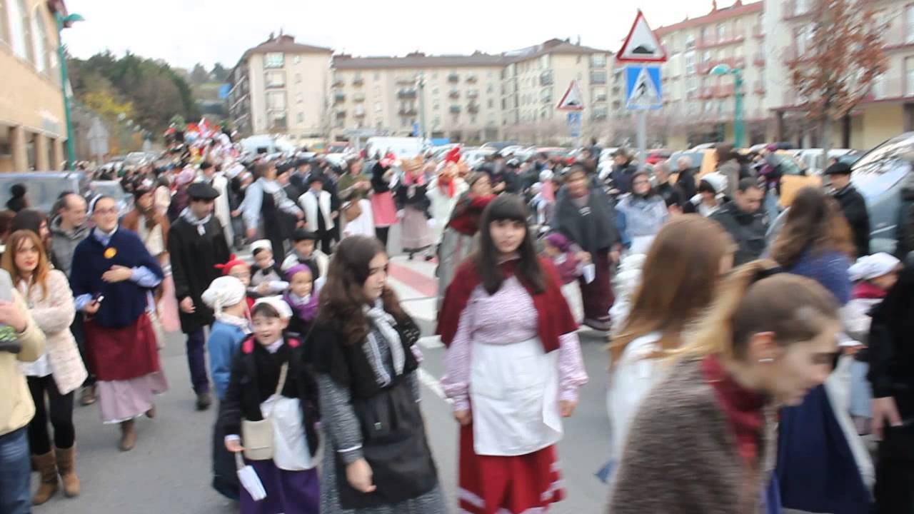 Olentzeroren desfilea Lasarte-Orian