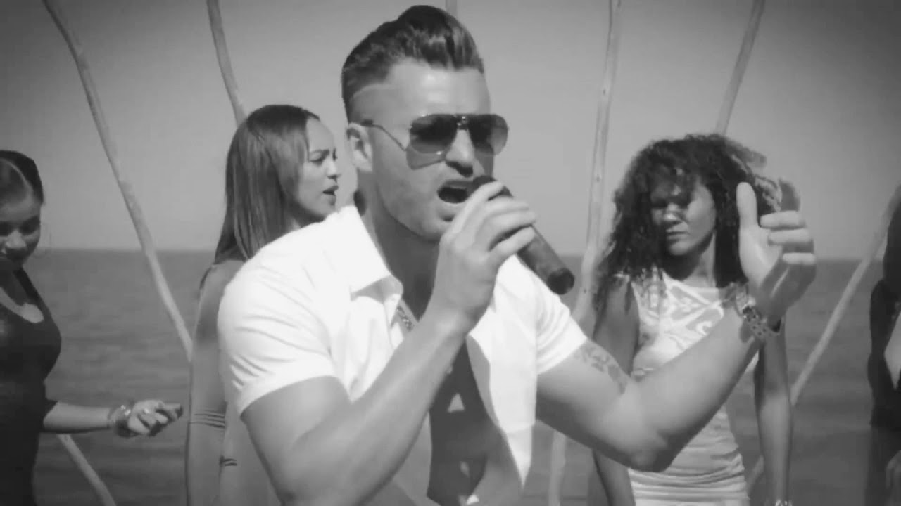 Enzo De Angelis - Pazzo di Te (Loco Loco) - YouTube