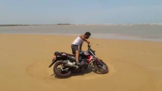 bike stunts in beach screenshot 1