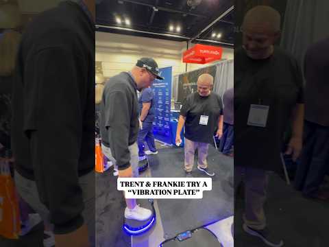 Trent and Frankie try out a new fitness gadget at the PGA Show 💀