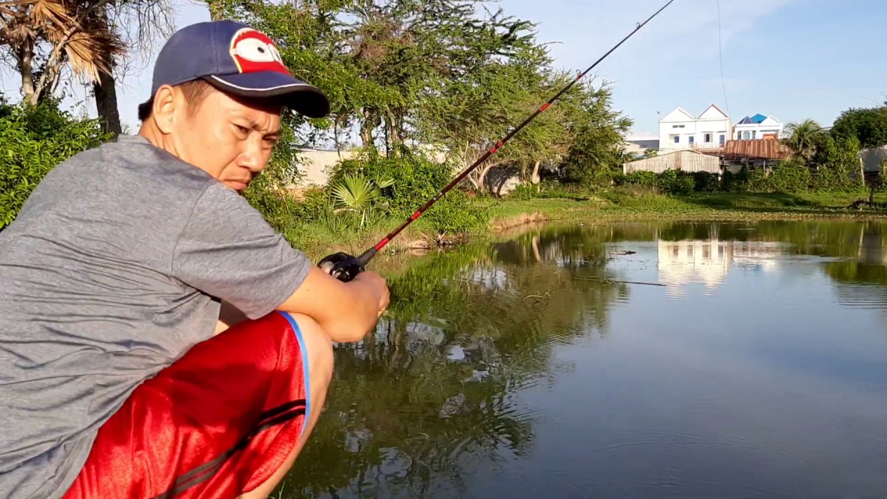 អង្គុយបបក់ក៏បានដែរ Solo fly fishing under good sunrise early morning