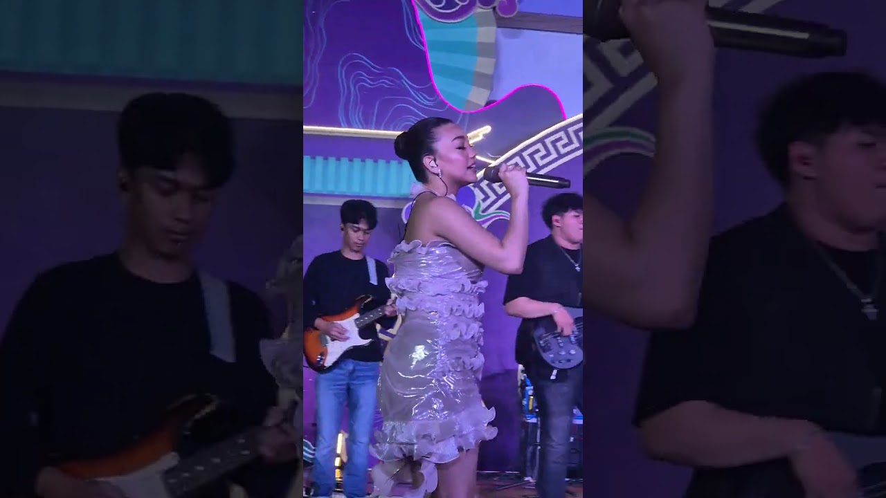 Nonton penampilan Naura Ayu di 