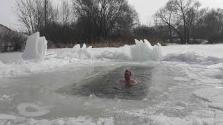 Согреваюсь перед прорубью.Моржевание.Закаливание .Hardening of the Walrus. Winterswimming.