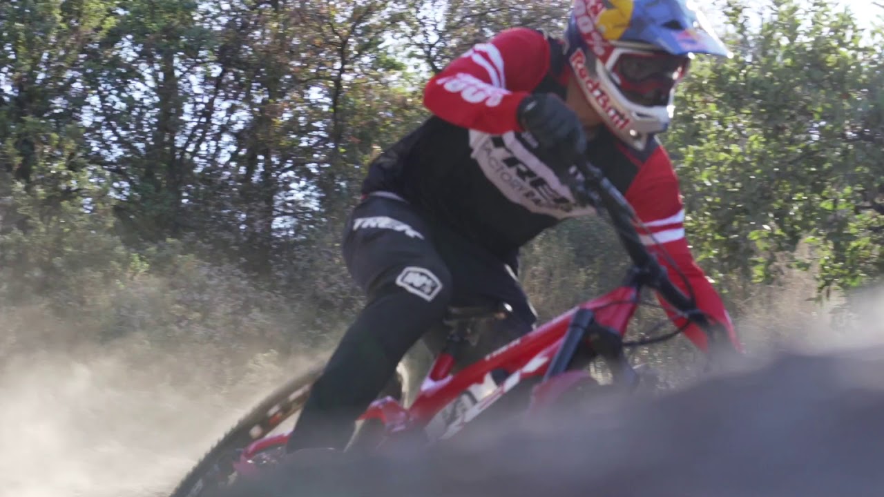 PEDRO BURNS MTB IN THE ANDES MOUNTAINS