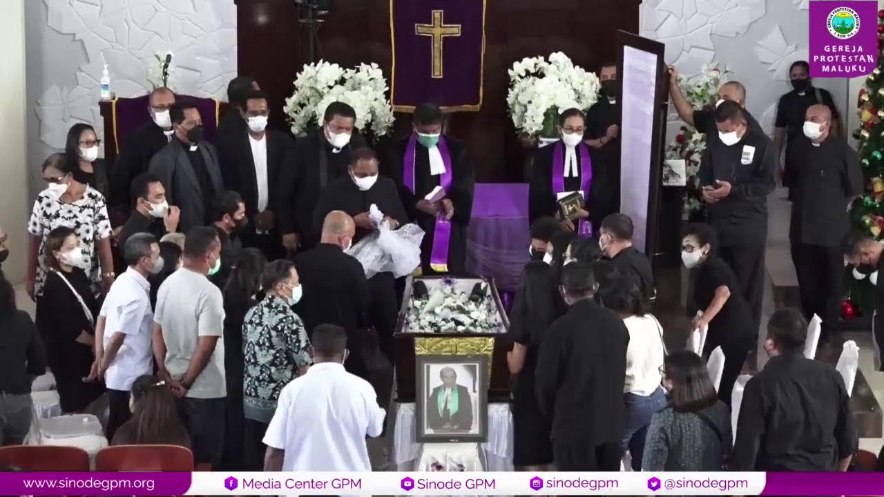 Kebaktian Pemakaman Pdt. Em. Max. M. Siahaya, S.Th Di Gedung Gereja Maranatha Ambon