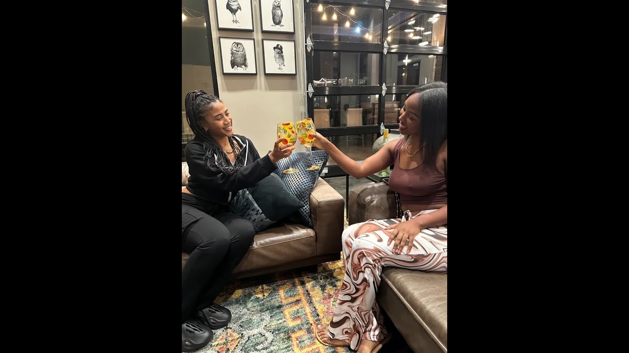 When Honey Pot talks about her dating options! Kountry Wayne YouTube