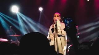 Anitta - (HD) Eu vou ficar/Proposta/ Fica So Olhando/Menina Má (Medley Live FM Hall)