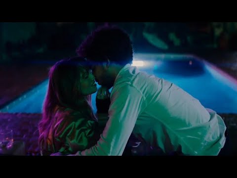 Night Teeth | Benny & Blaire Kissing Scene l Debby Ryan Jorge Lendeborg Jr.