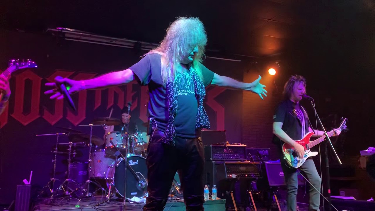 Prima Donna Rising Performing “Leading Me On”