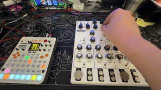 Chaotic Swarms - Live Improv Jam With Lyra-8 And Cydrums