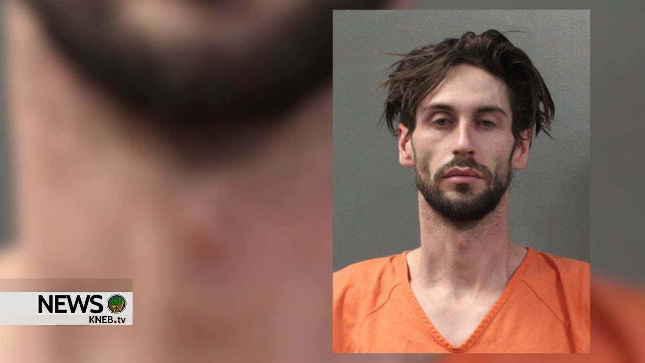 Заключённому из тюрьмы Геринг предъявлены новые обвинения за обливание сотрудников полиции биолог...