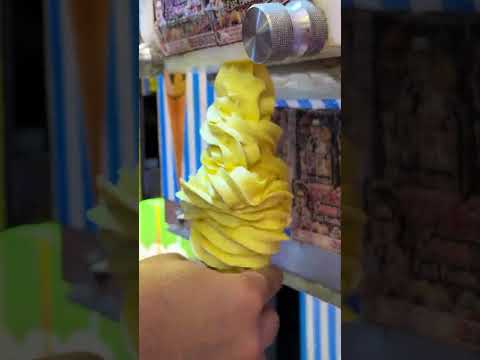 Fastest Ice cream #icecream #foodie #chocolatevanillacake #desiicecream #vanilla #desispicyfood