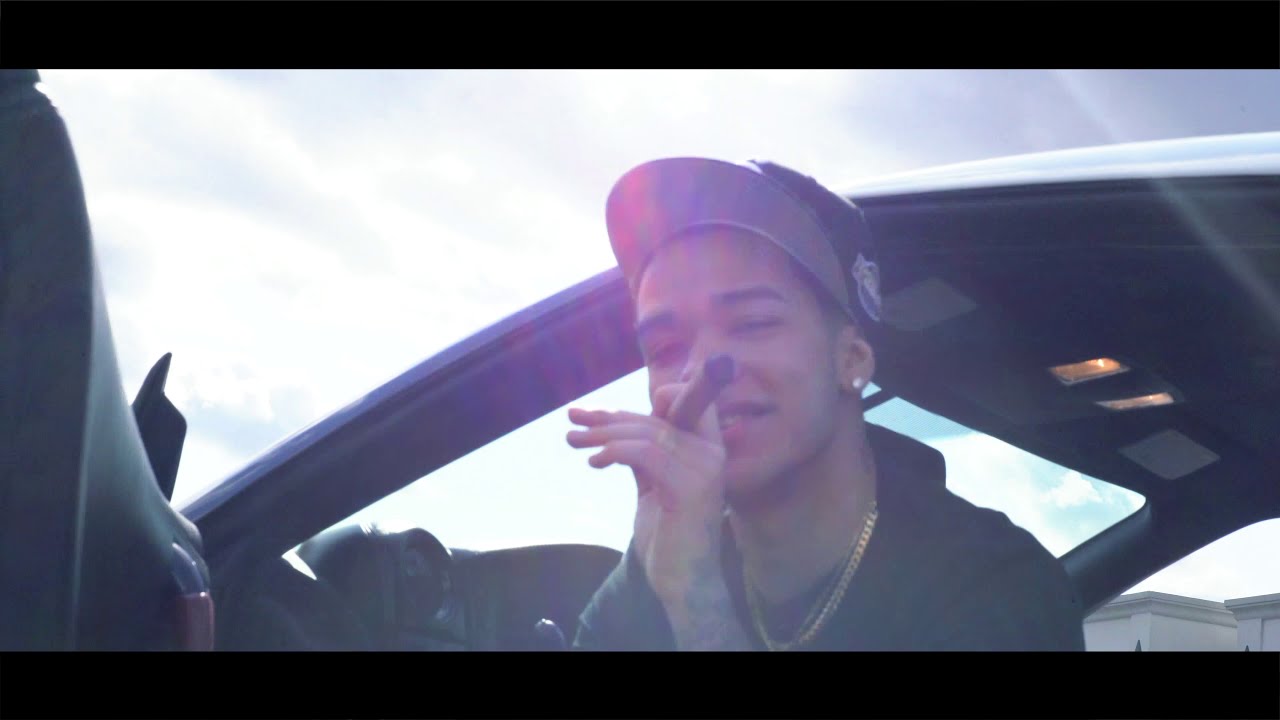 Mini - Fake Love  [Official Music Video]