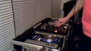 Download Lagu DJ Nando Maeda - TenMinMix March 2010 MP3