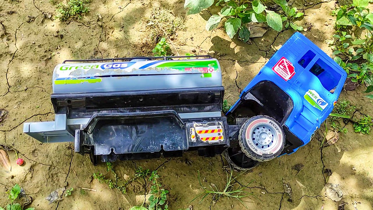 Mencari Dan Merakit Mobil Mobilan Truk Molen Besar Truk Crane Dumtruk Mobil Polisi Slender Excavator