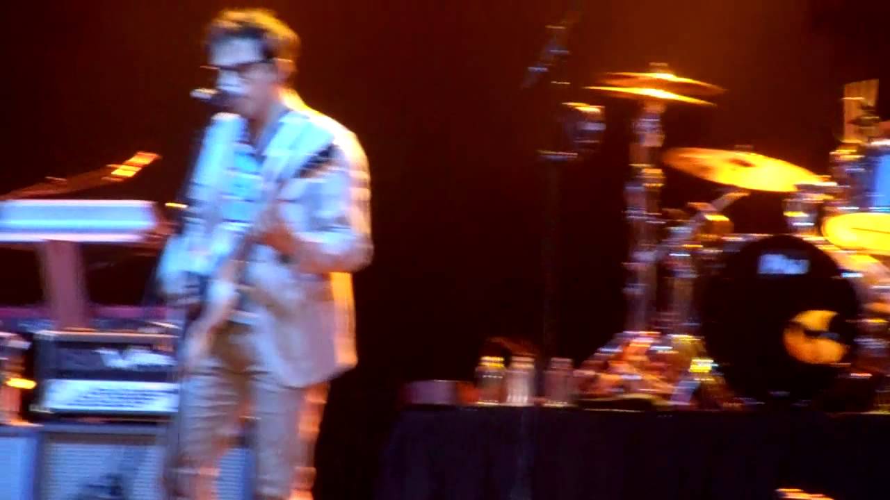 Obejrzyj "My Name is Jonas" - Weezer @ Fantasy Springs Resort Indio, CA 2011 w YouTube Obejrzyj "My Name is Jonas" - Weezer @ Fantasy Springs Resort Indio, CA 2011 w YouTube