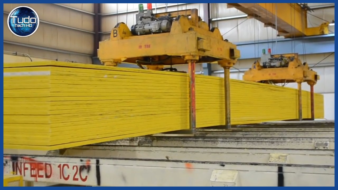 Como as SERRARIAS mais RÁPIDAS do Mundo Processam Madeira para Fabricação de Compensado - INCRÍVEL