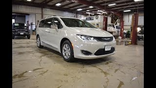 pacifica chrysler luxury limited