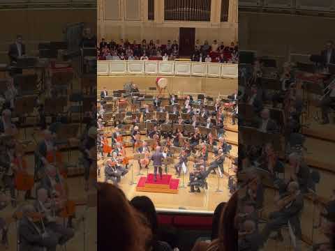 Joe Hisaishi performing