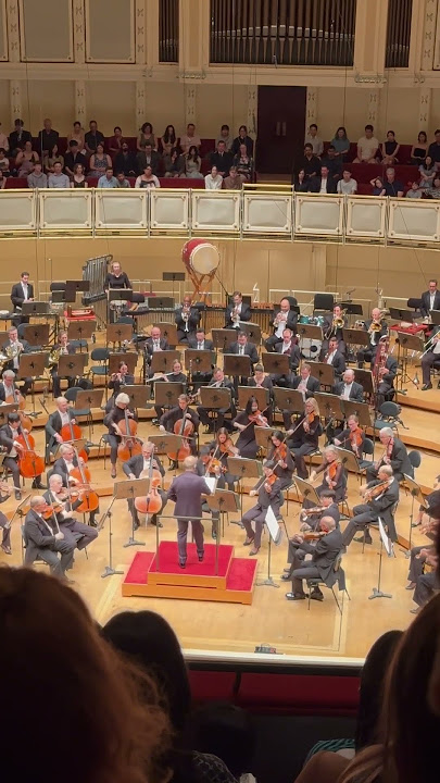 Joe Hisaishi performing Merry Go Round of Life