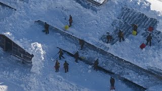 「助かった」　陸自が除雪作業開始　15年ぶり災害派遣要請の秋田