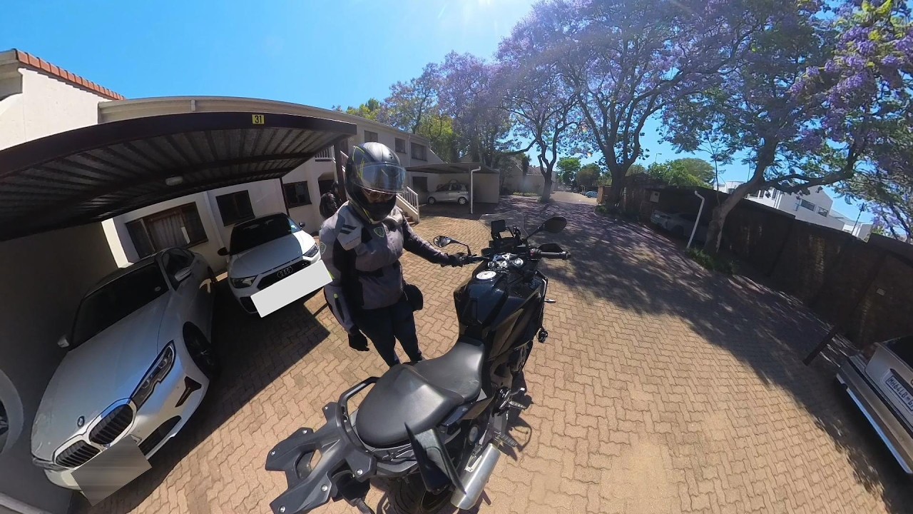 Exhaust sounds and a trip to BMW Mottorad #herrideawakening #motorbikeriding #biker #femalebiker