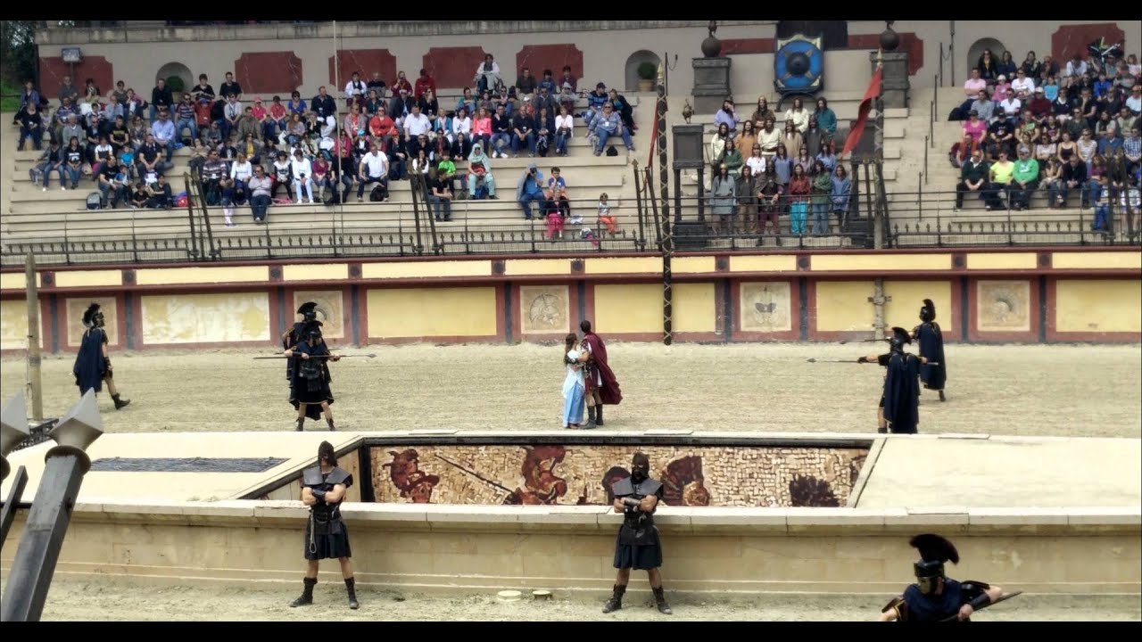 Gallics condamned by Cesar - Puy du Fou Mai 2015