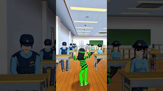 chicken wing chicken wing 🤯😂😱 #sakuraschoolsimulator #sakura #shorts #trending #shortfeed #viral