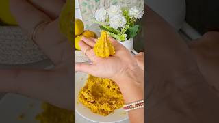 आंब्याचे मोदक - आंगारकी चतुर्थीचा विशेष पदार्थ #AambaModak #ModakRecipe #Homemade