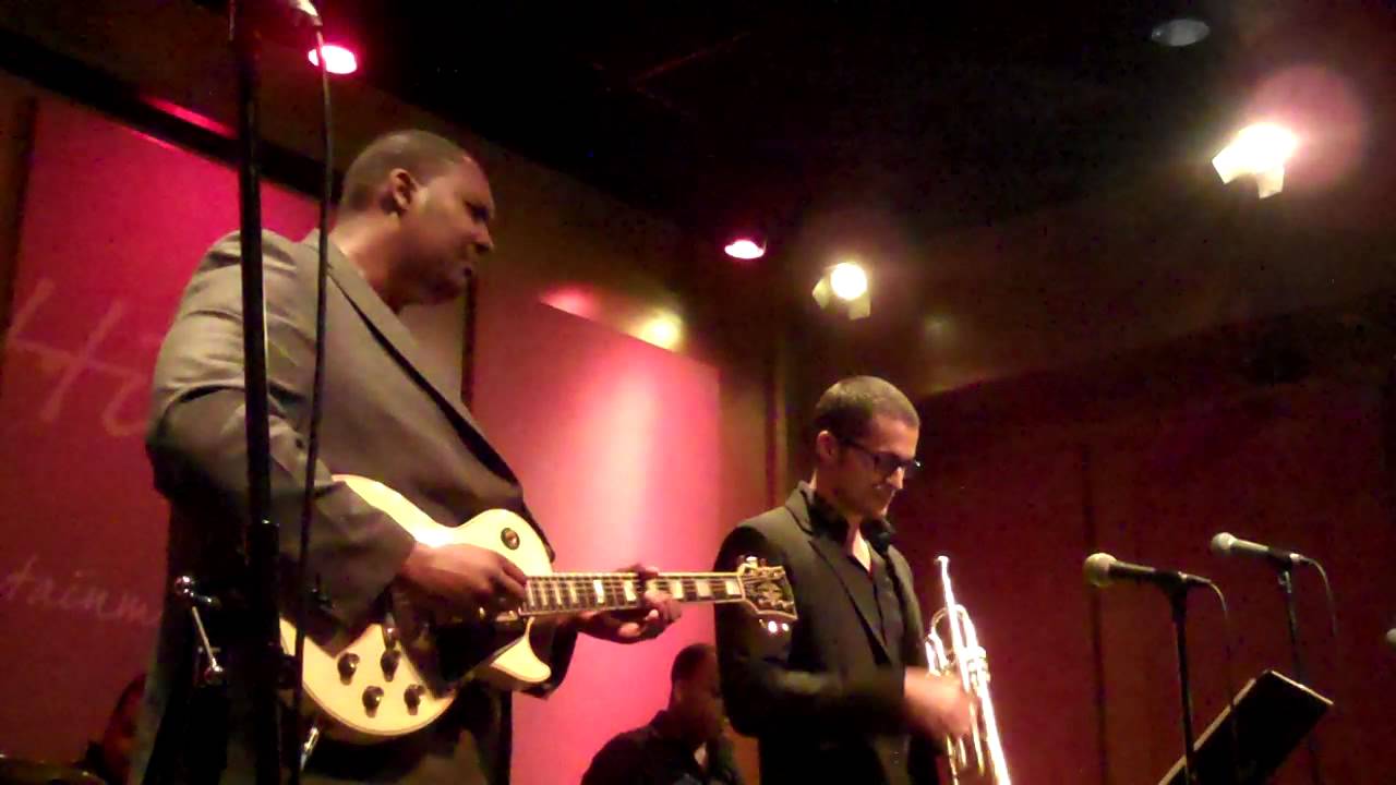 Drew Simpson Performs Slow Down Fast live at Spaghettinis