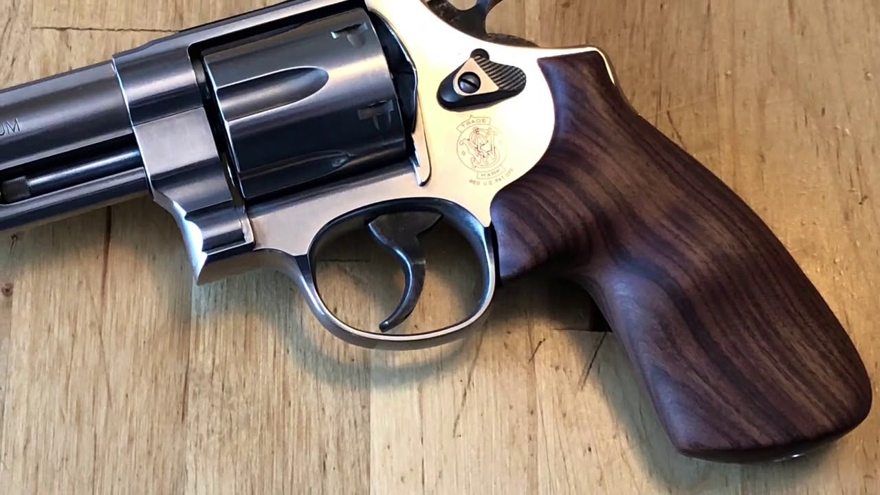hogue pau ferro grips for s w 629 youtube hogue pau ferro grips for s w 629