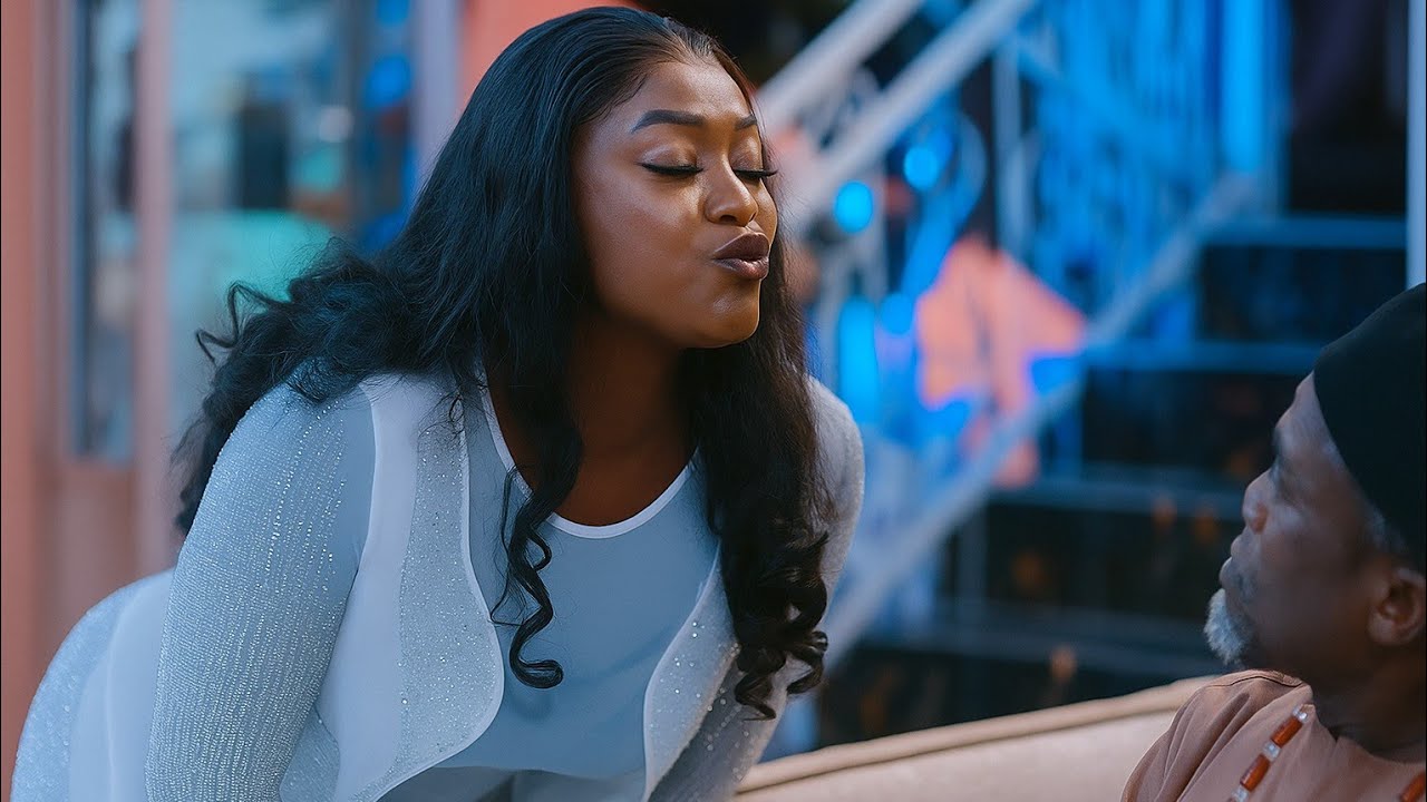 HATAKI RAFIKI ZAKE WAJUE AMEOLEWA NA MWANAUME MFUPI KISA PESA , INASIKITISHA ANAVYO MTESA MUME WAKE