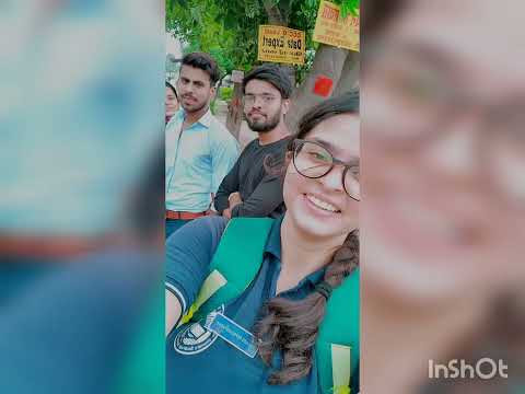 ##college la aakhri din tha dosti ka nhi . ### yaadein###poetry #connect your feelings####