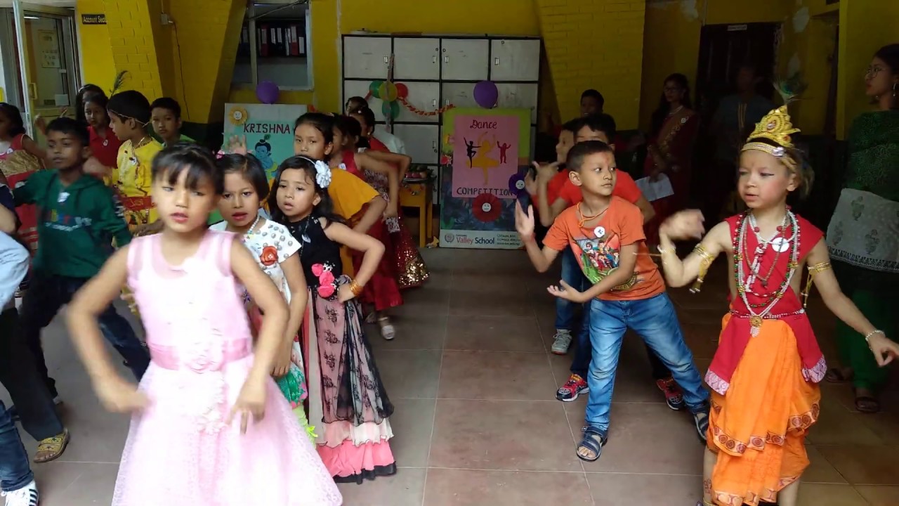 Grade II Munal boys dance performance during dance competition - YouTube