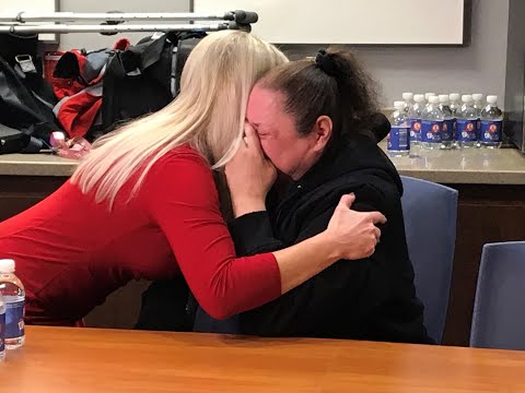 fox5-surprise-squad:-a-mother-paralyzed-after-tragic-accident-receives-life-changing-gift