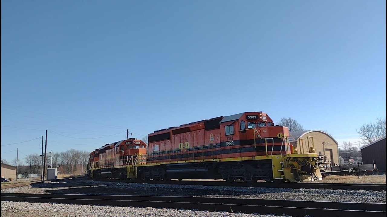 Indiana Southern Railroad coal hoppers EPEBR taking the connection west